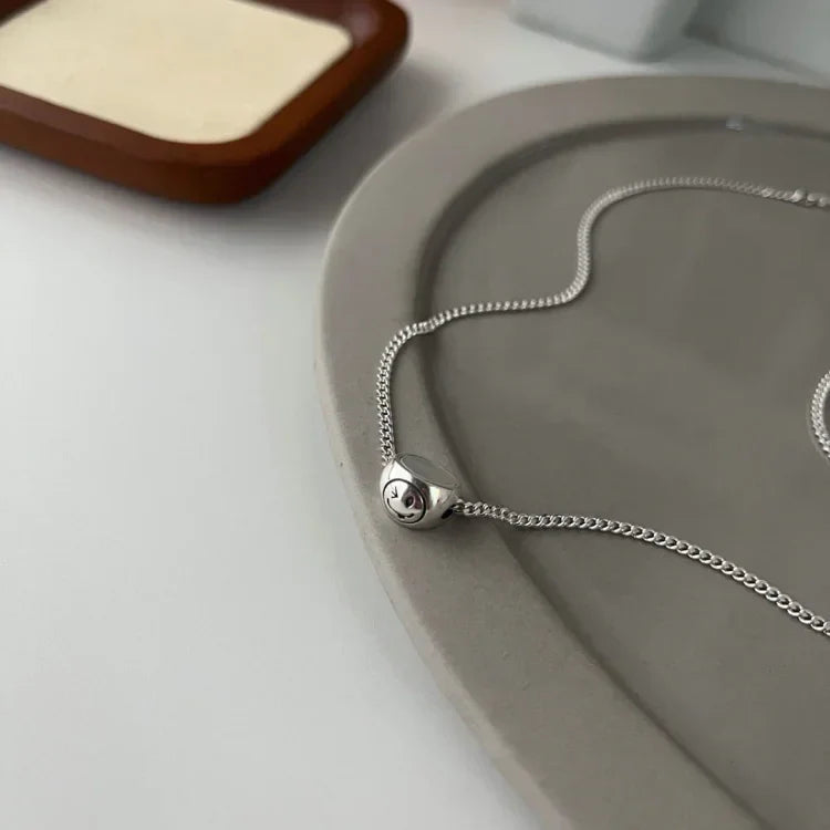 Mira - Smiley Necklace for a Cheerful Touch
