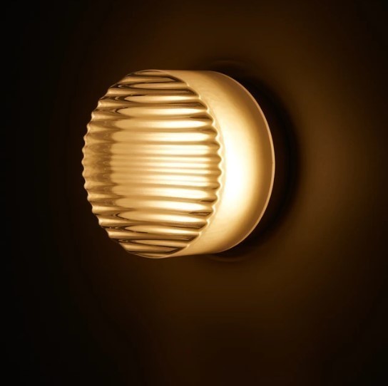 LumLight Stylish LED Wall Lamp - For Modern and Sustainable Home Comfort