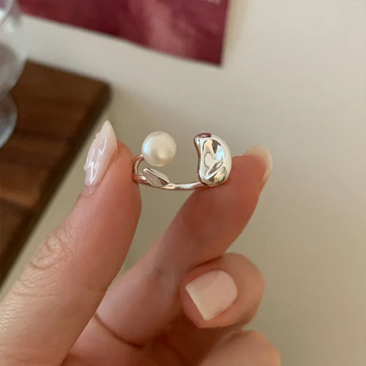 Elin - Adjustable Pearl Bean Ring