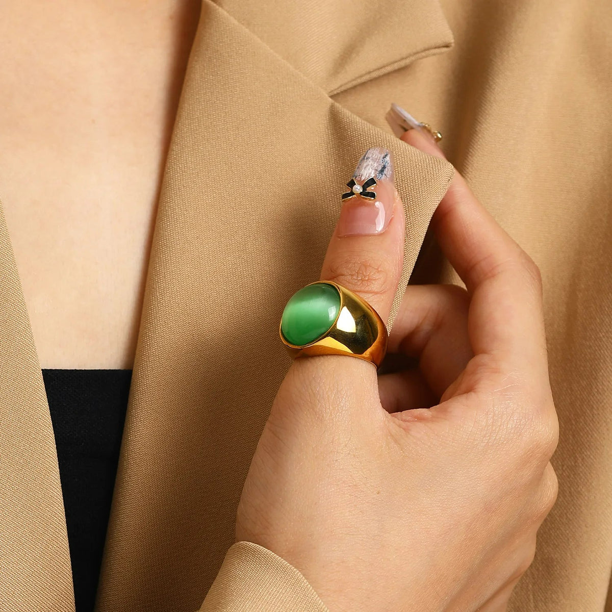 Hyzoria - Large Cat's Eye Gemstone Ring
