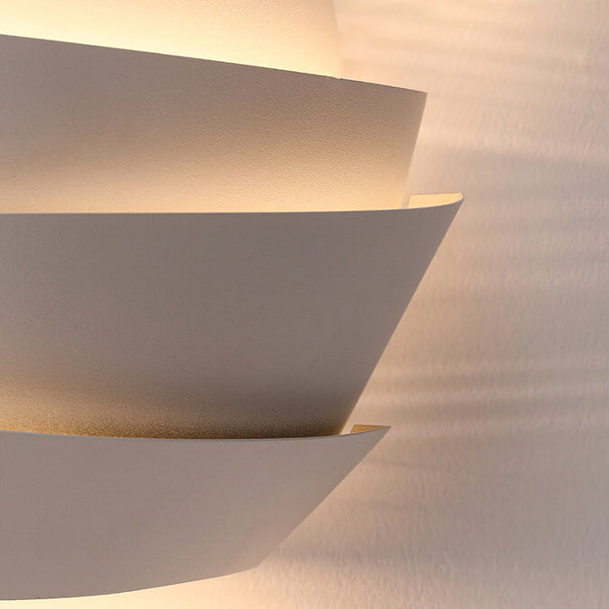 ShineLux - Modern Wall Lamp With Dual Iron Lights