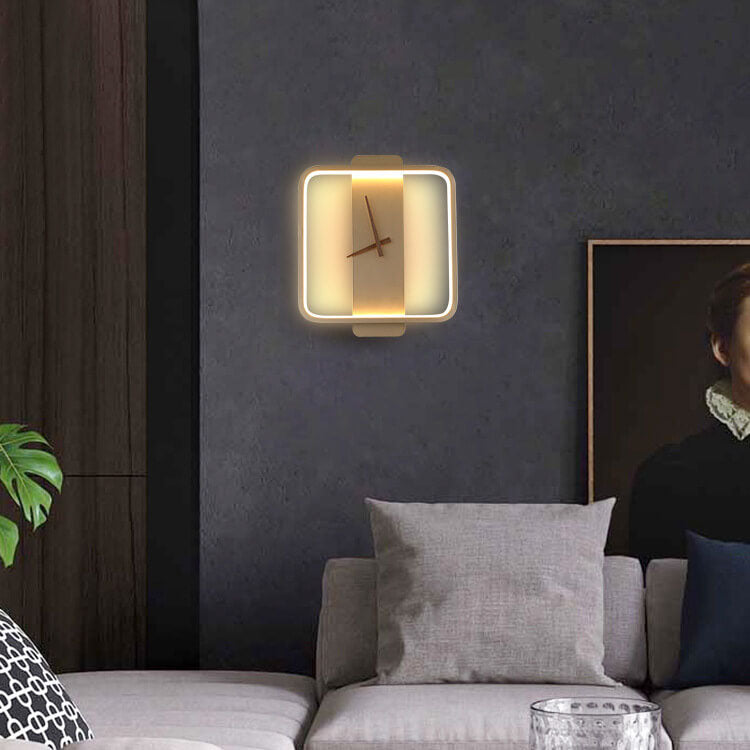 Cirel Bay - Clock-Shaped LED Wall Lamp Design