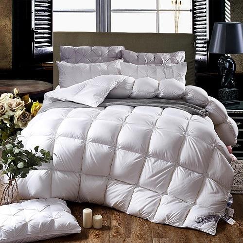 Defwood - Ultra-Plush Comforter For Restful Sleep