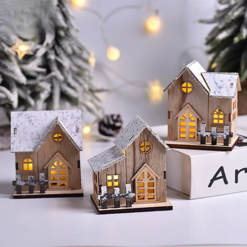 Hirnvale - Enchanting House-Shaped LED Lantern