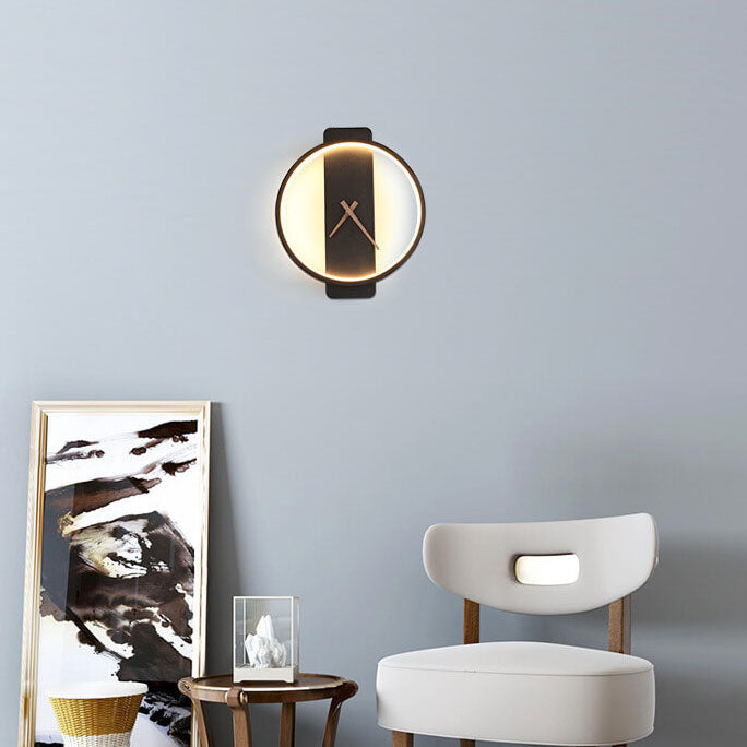 Cirel Bay - Clock-Shaped LED Wall Lamp Design