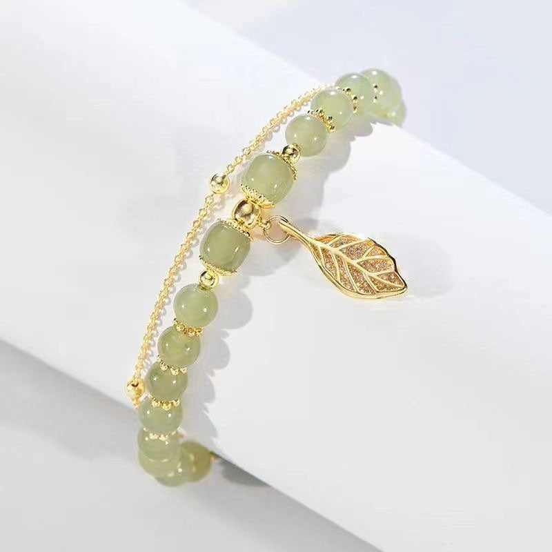 Curanthe Jade Leaf Bracelet - Elegant Charm with Calming Stone Design
