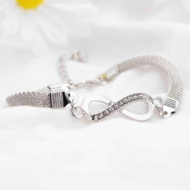 Obrelle - Chic Infinity Bracelet for Timeless Elegance