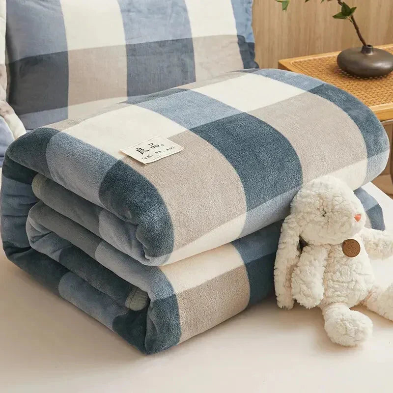 FlannelWarm - Ultra-Soft Thickened Flannel Blanket