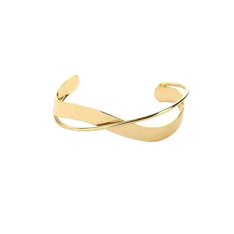 Horessa - Elegant European Bracelet in Silver and Gold