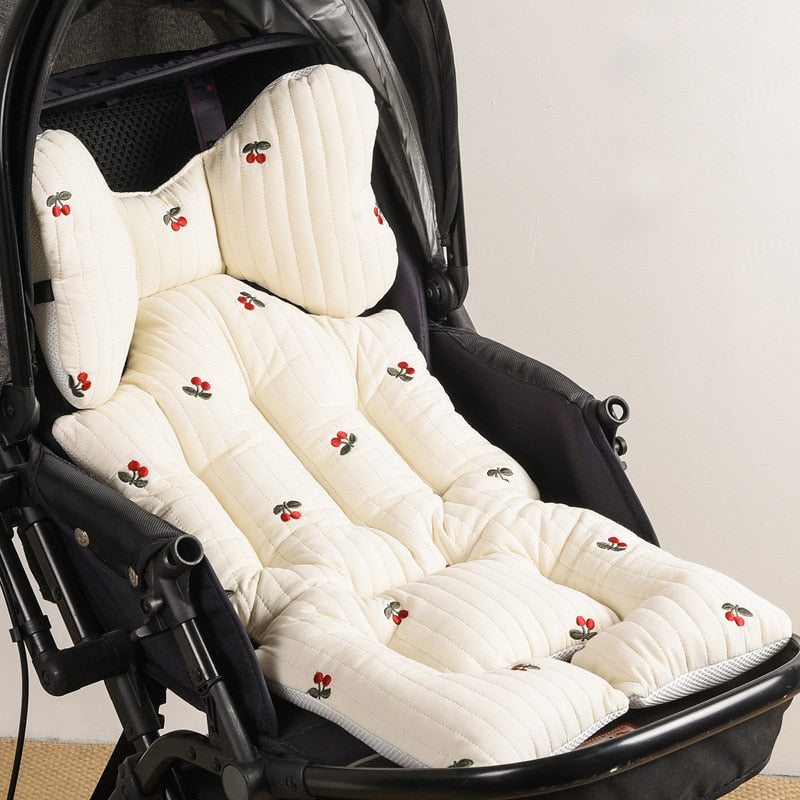 SnuggleRide - Cozy Stroller Cushion with Stylish Prints