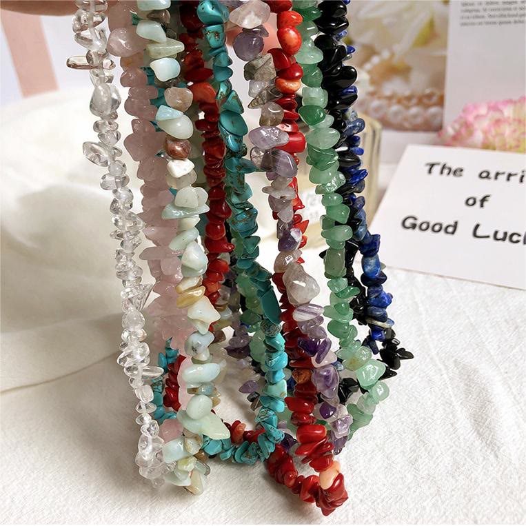 Welvora - Elegant Polished Crystal Necklace