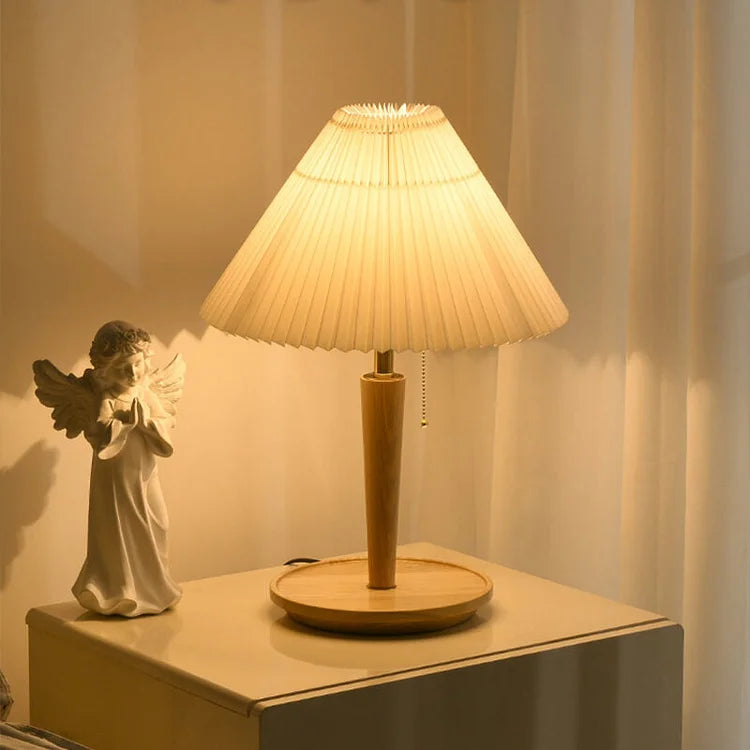 Loventis - Vintage Wooden Table Lamp with Pleated Shade