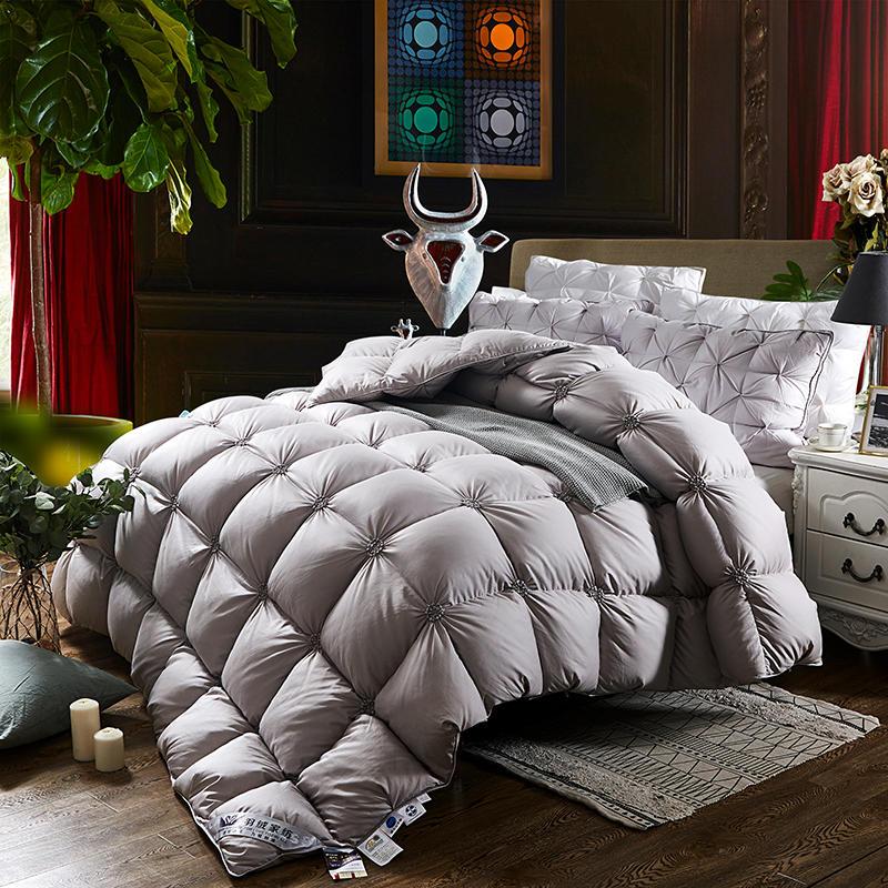 Defwood - Ultra-Plush Comforter For Restful Sleep