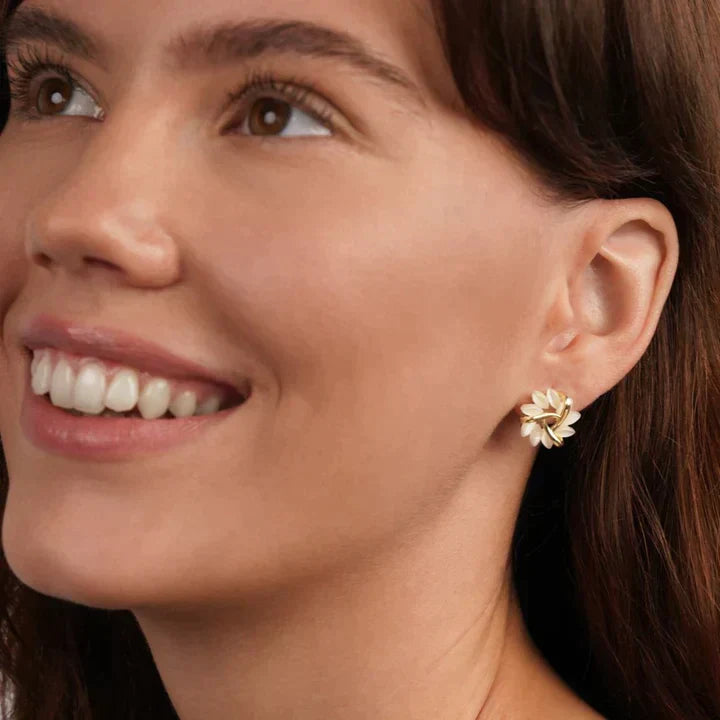 Daflora - Chic Opal Floral Stud Earrings