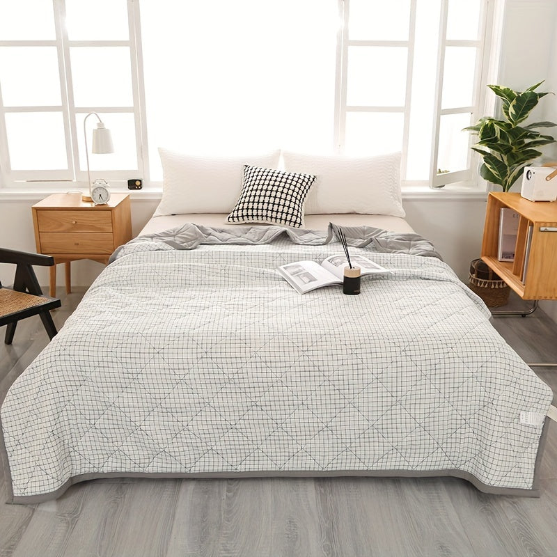 Pomrick - Lightweight Summer Quilt for Cool Nights
