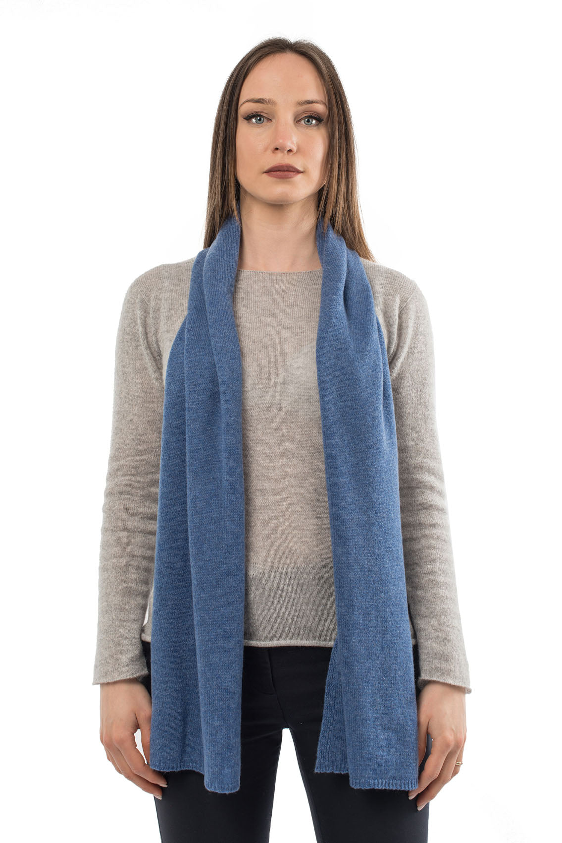 CashmereLux Scarf - Timeless Italian Craftsmanship