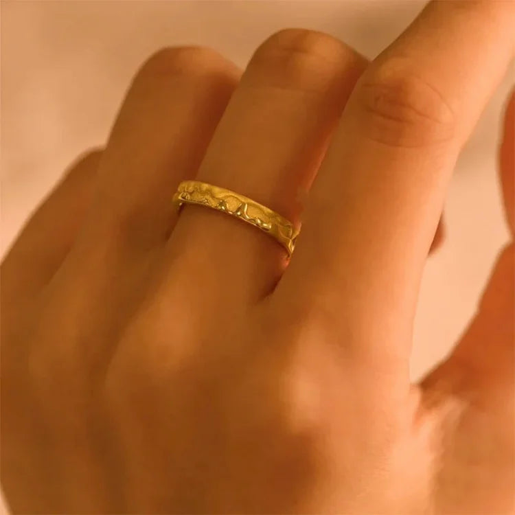 Hamberlyn - Elegant Gold-Plated Honey Ring