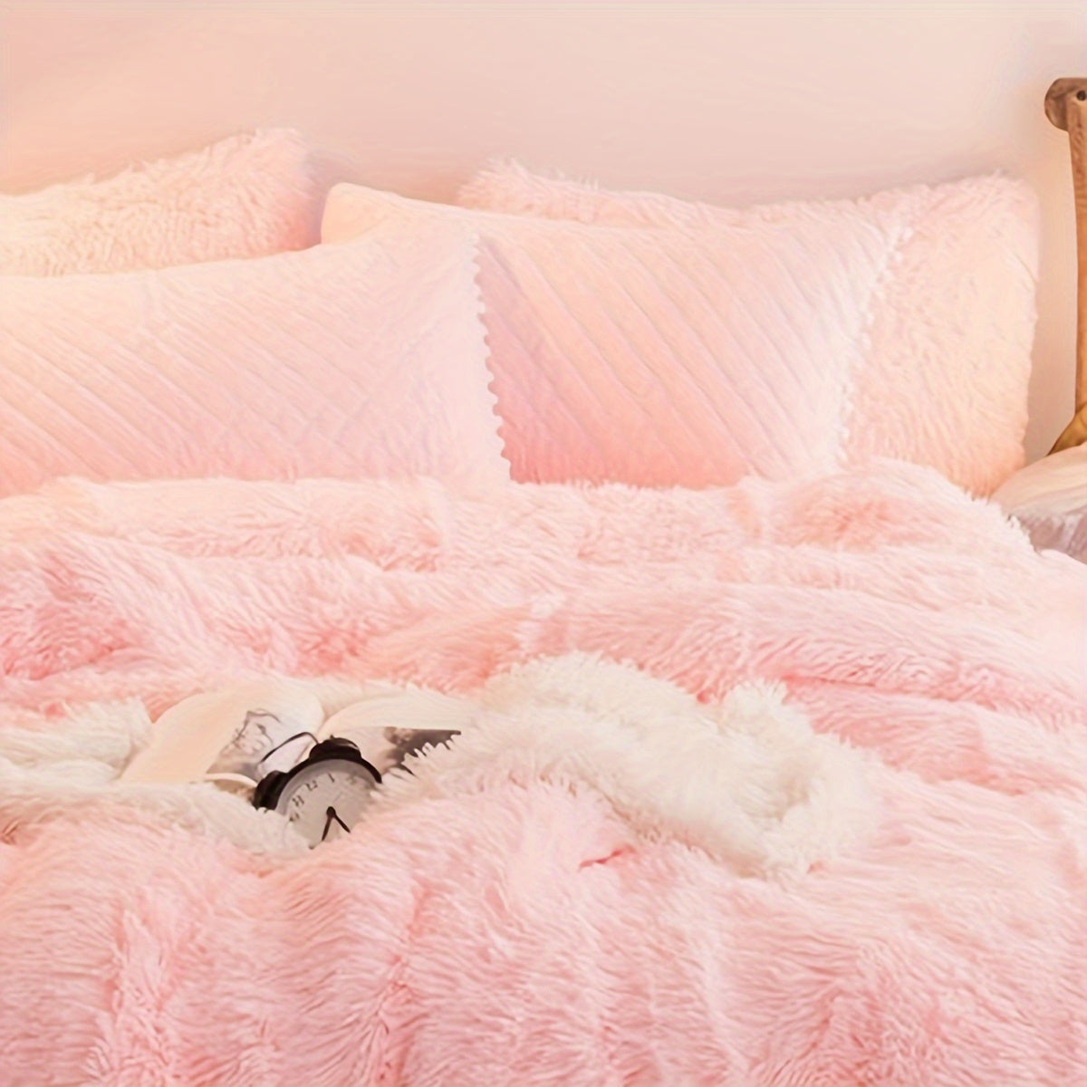 Sedmont Vale - Luxurious Duvet Cover Bedding Set