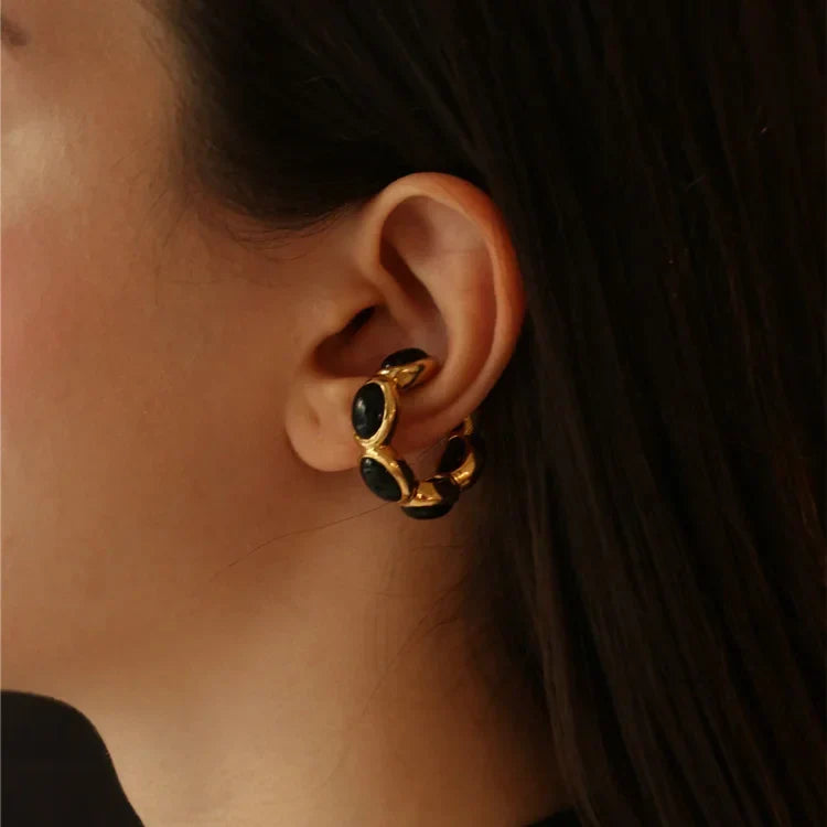 Edrienne - Elegant Gold-Plated Onyx Ring