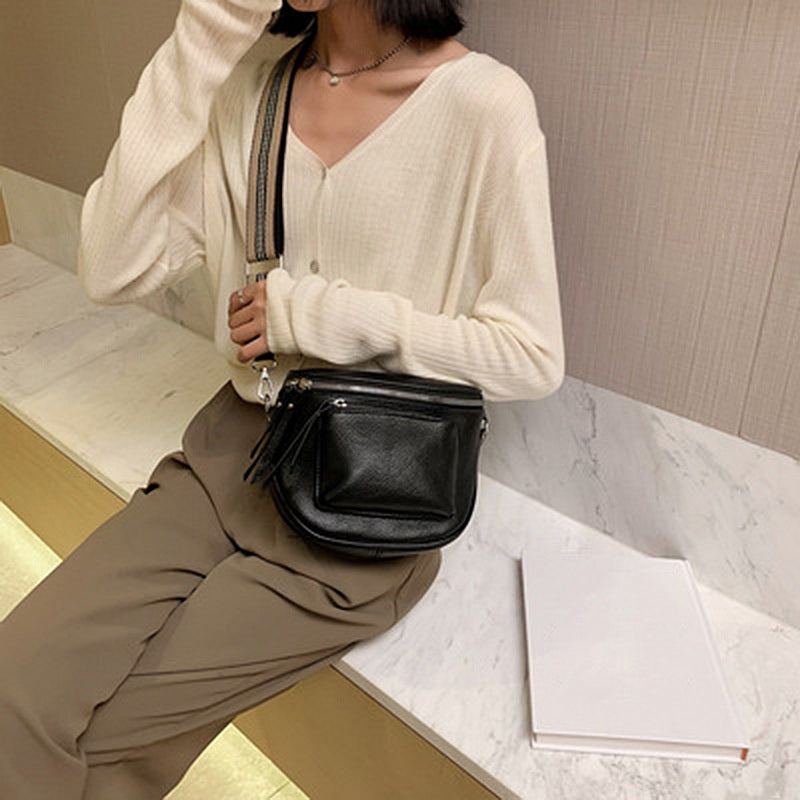 ChicCrossbody Bag - Stylish Shoulder Bag for Everyday Wear