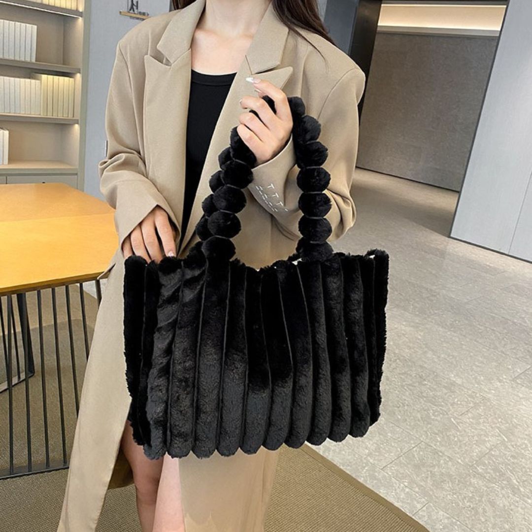 Sabby Bag - Chunky Shoulder Bag for a Bold Everyday Look