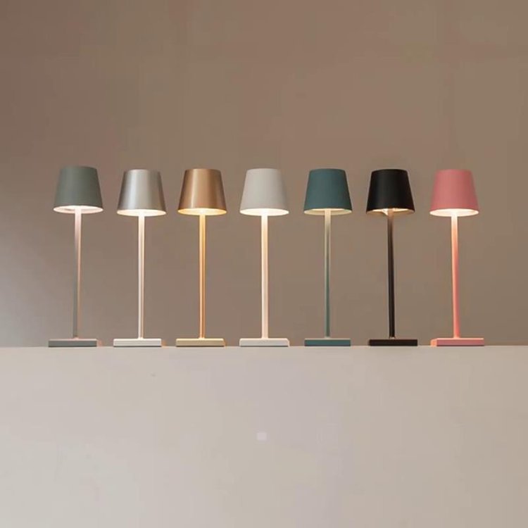 Wablin - Wireless Rechargeable LED Table Lamp