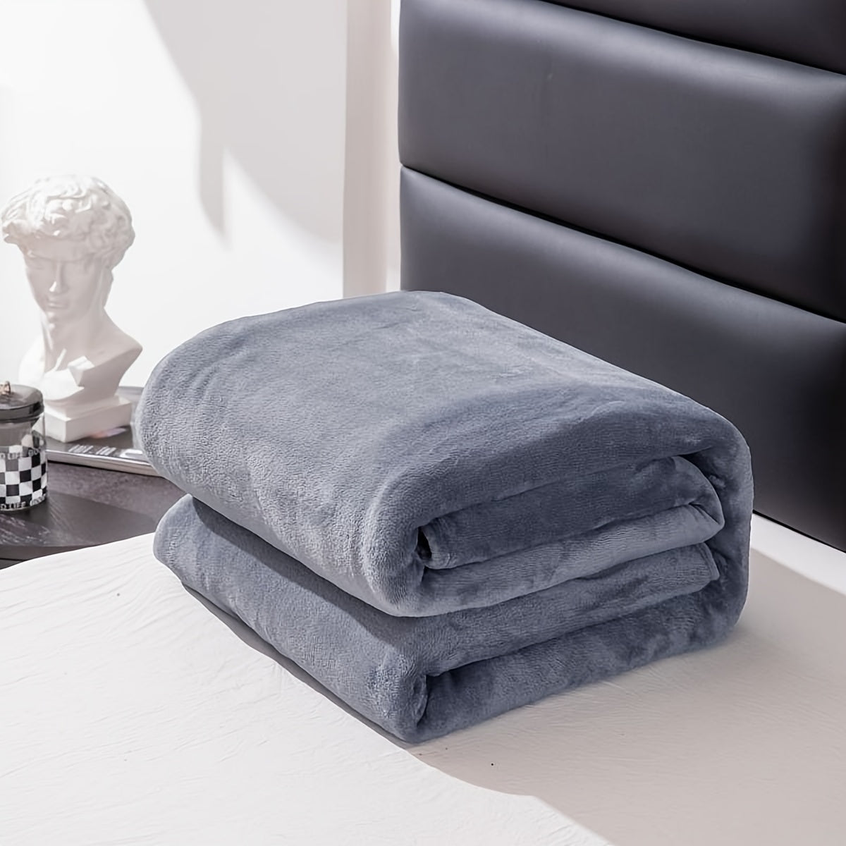 Rodmere - Luxury All-Season Comfort Throw