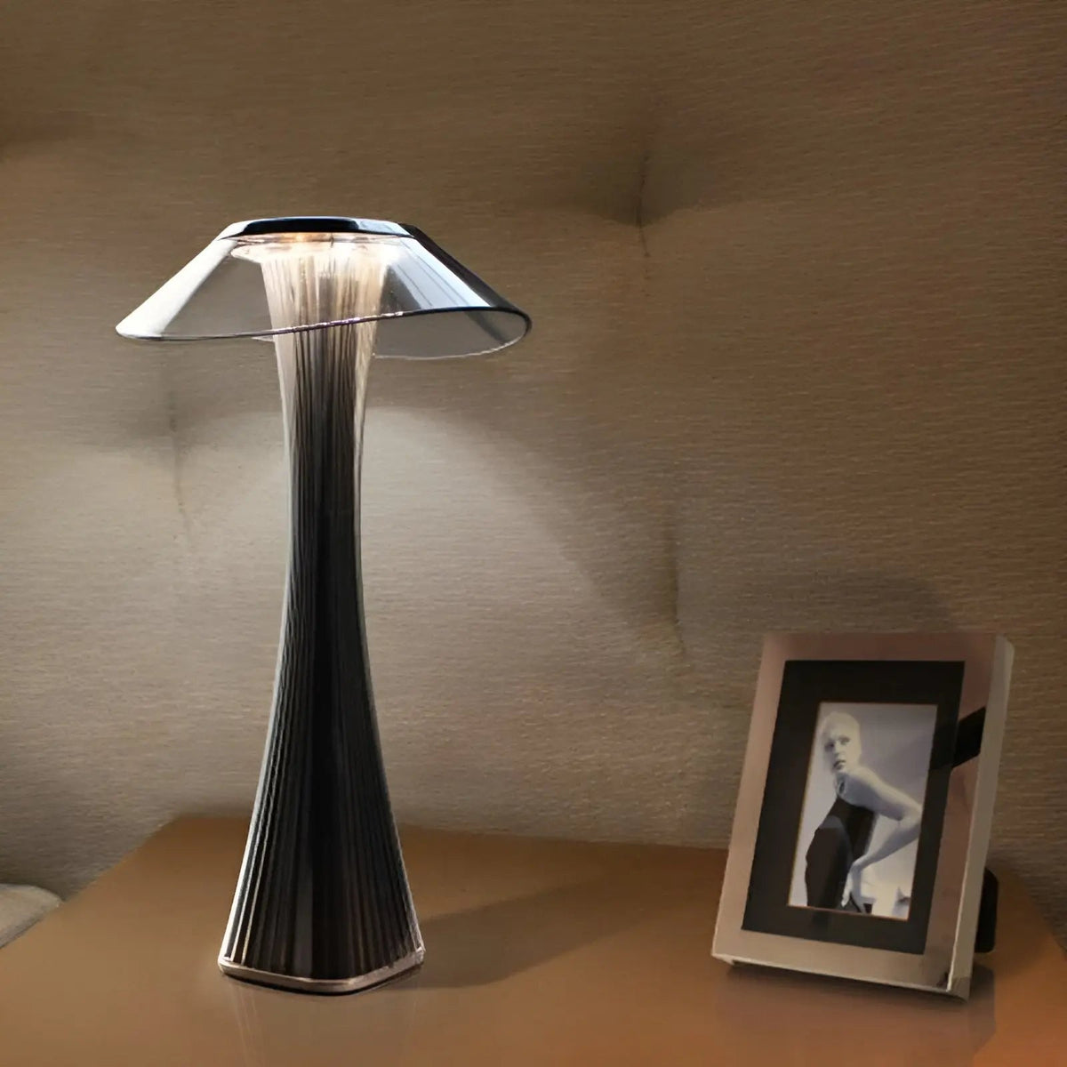 Foscarno - Rechargeable Italian-Style Accent Light