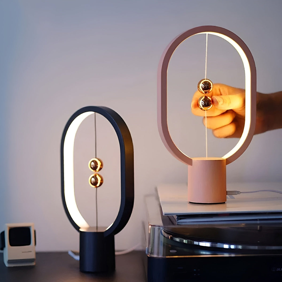 BalanceGlow - Elegant USB LED Night Lamp
