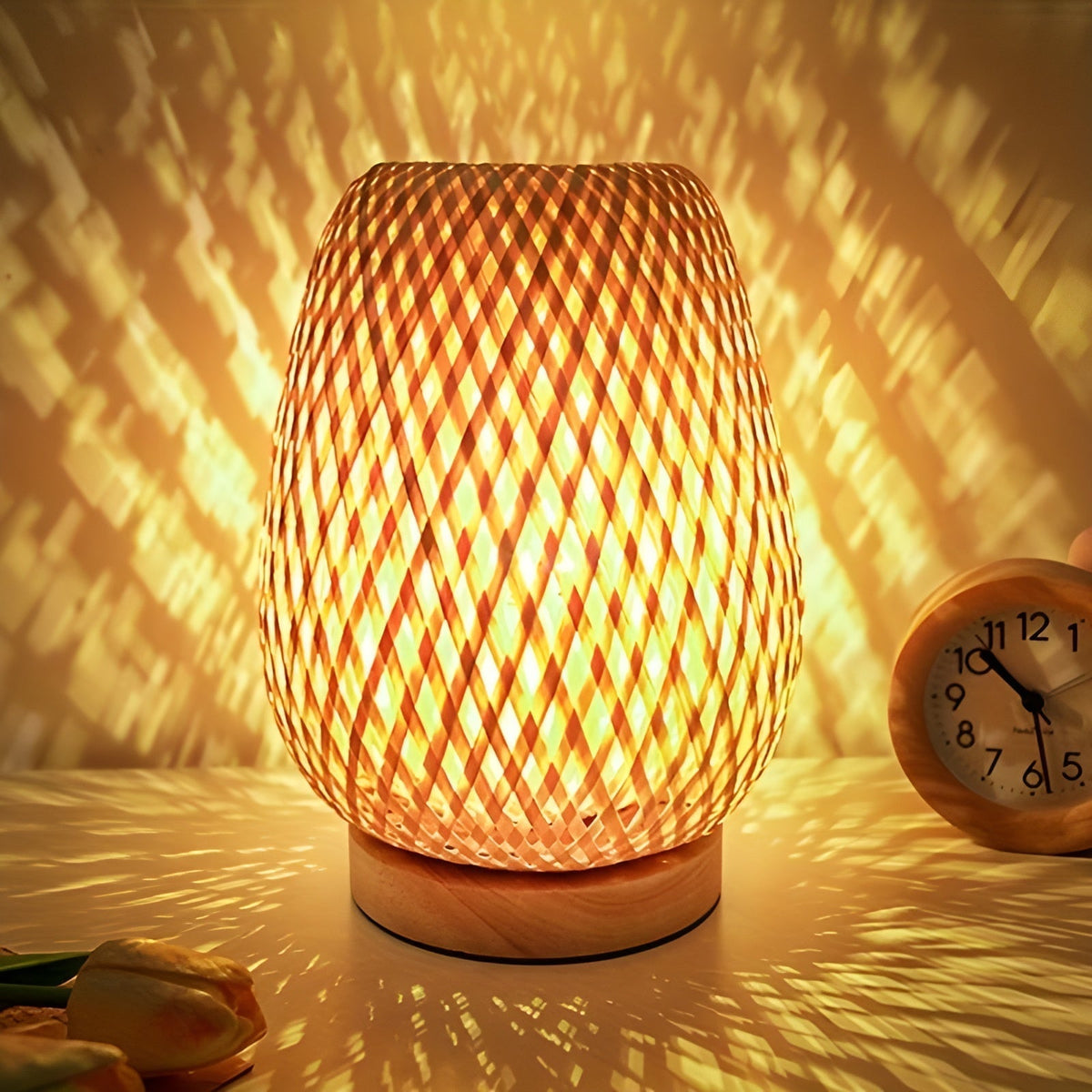 BambooAura - USB-Powered Bamboo Table Lamp