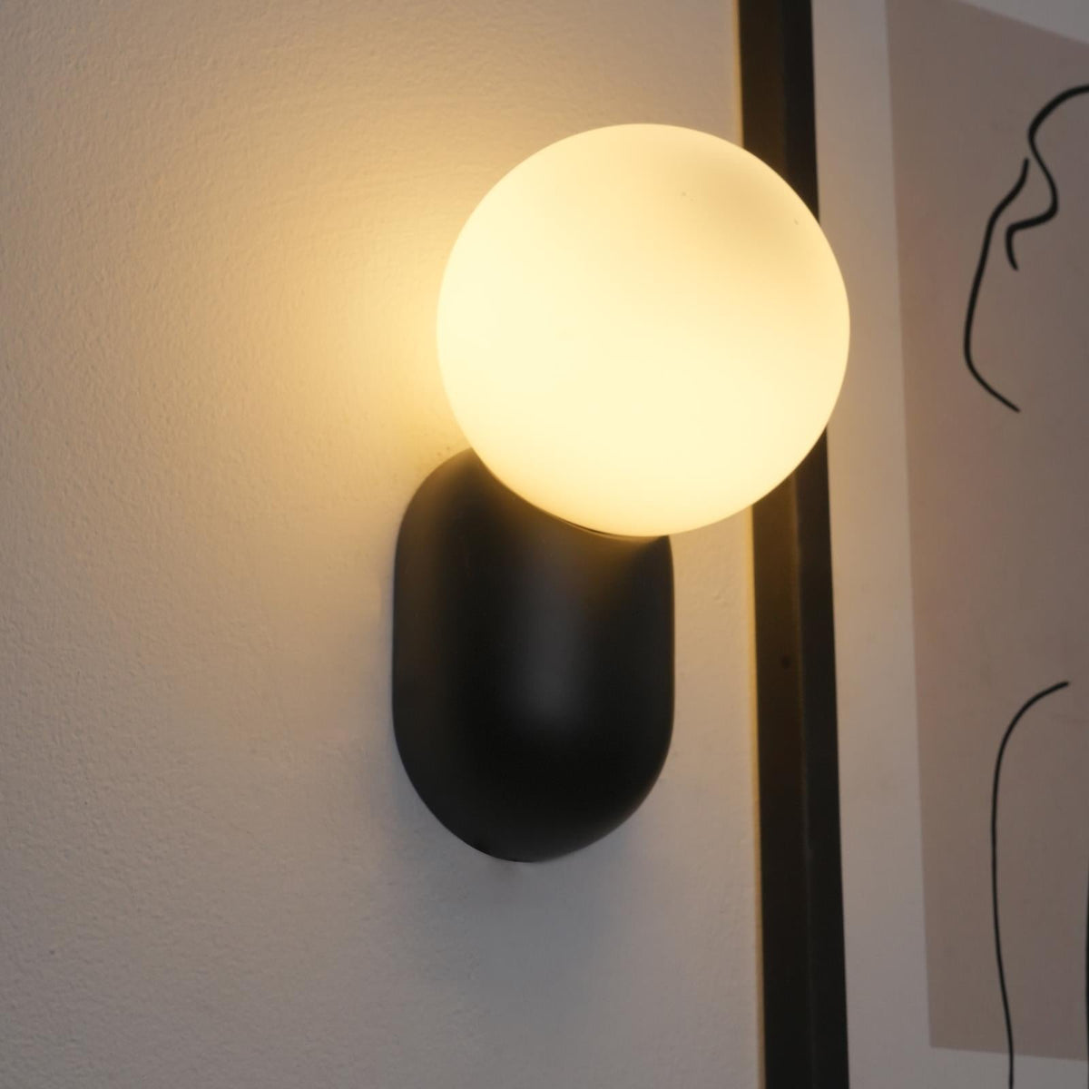 Frimwell - Warm Ambient LED Lighting