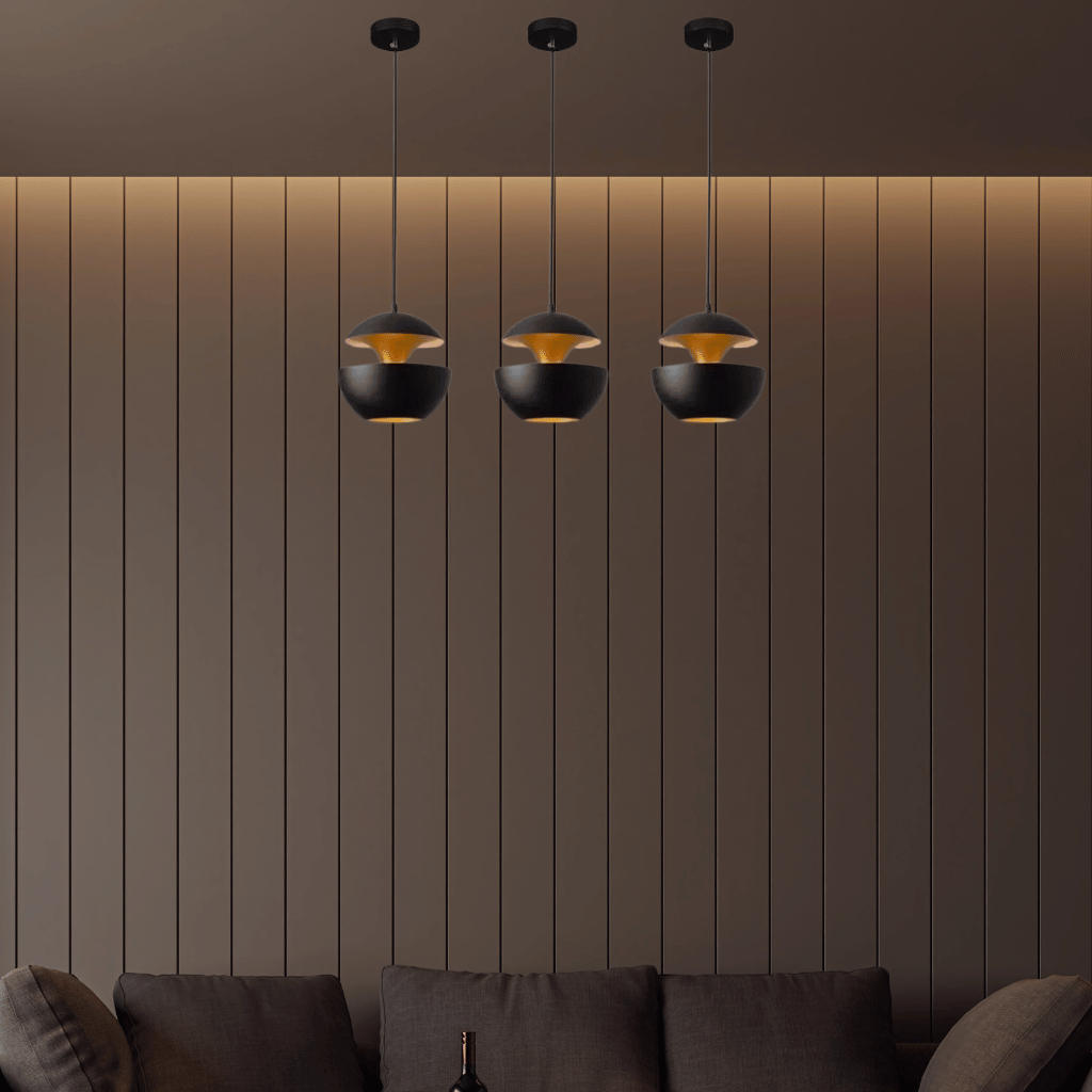 GoldGlow - Elegant Gold Pendant Light