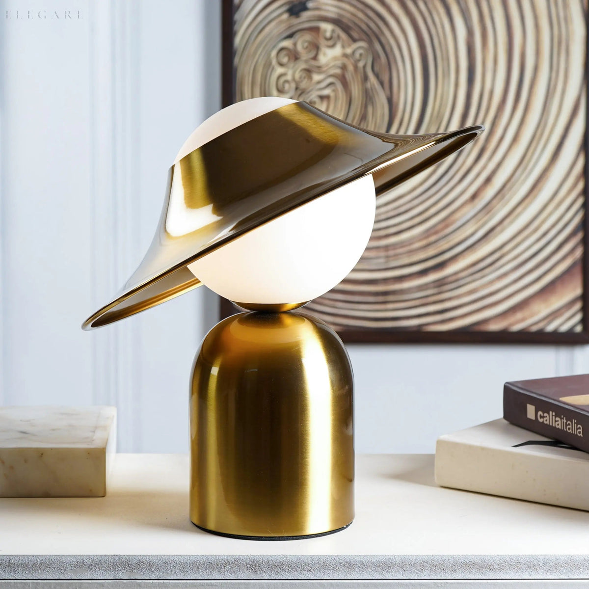 GoldSphere - Scandinavian Gold Table Lamp