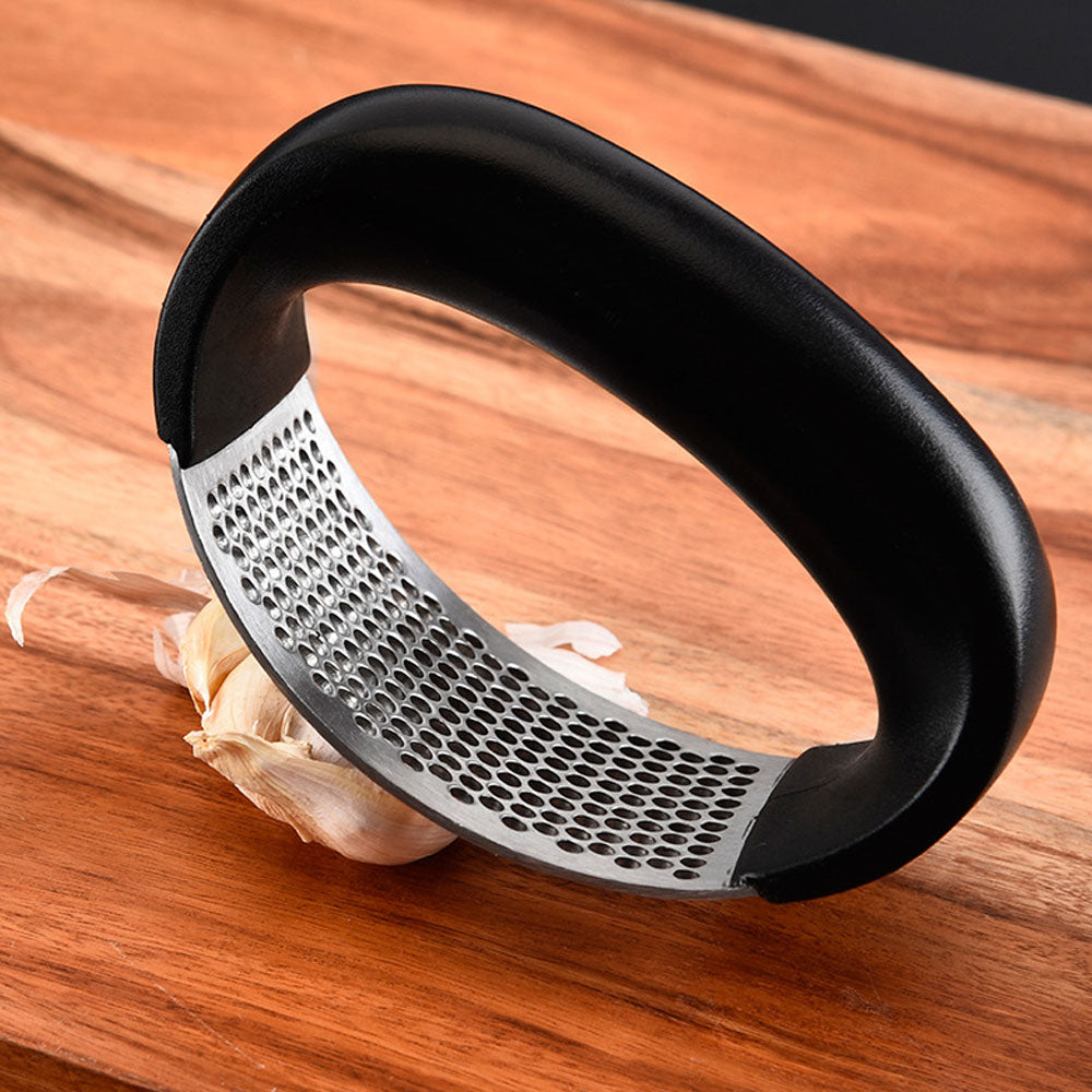 ArvoCrush - Effortless Stainless Steel Garlic Press for Home Cooks