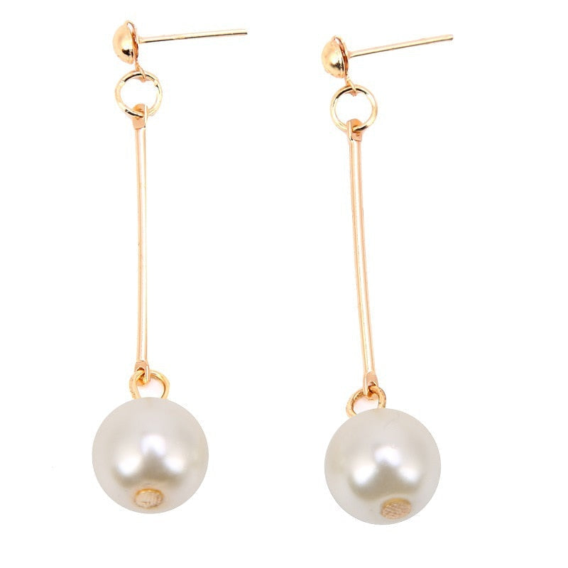Celine Collection - Elegant Hanging Pearl Earrings