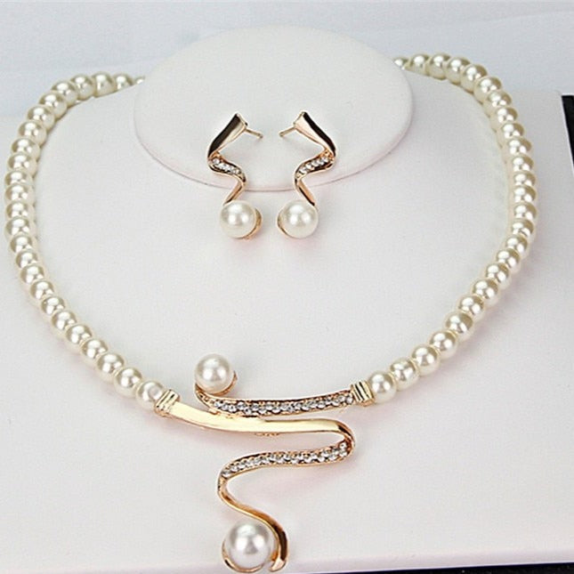 Serena - Elegant Natural Pearl Jewelry Set