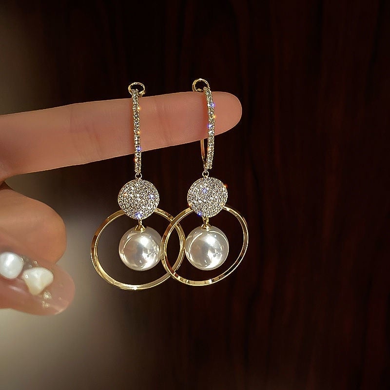 Amelise - Elegant Pearl and Sparkling Zirconia Earrings