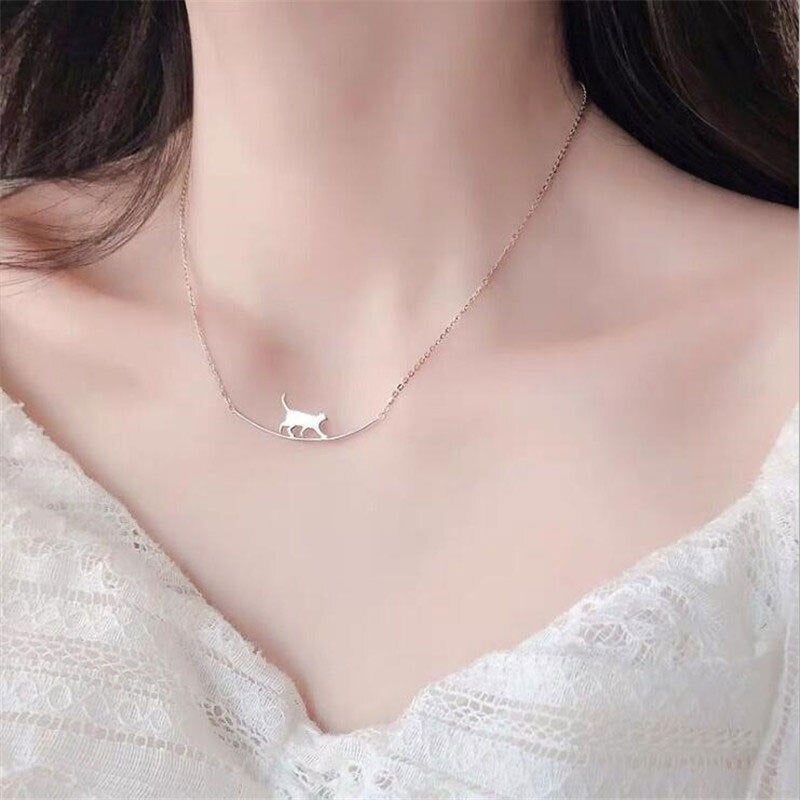 Felina - Elegant Silver Climbing Cat Necklace