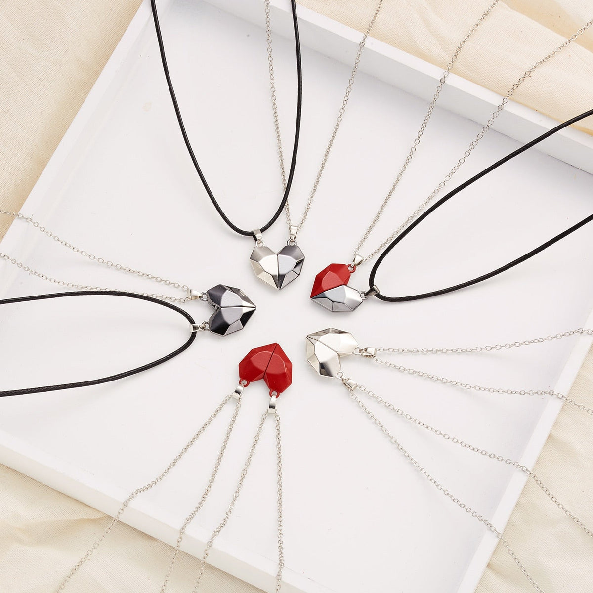 Sorlane - A Necklace for You and Your Partner