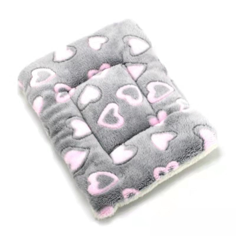 PetCloud - Ultra-Soft Fleece Pet Cushion for Cats and Dogs
