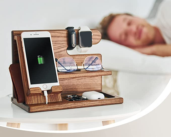 WoodDock - Stylish Wooden Organizer for Everyday Devices