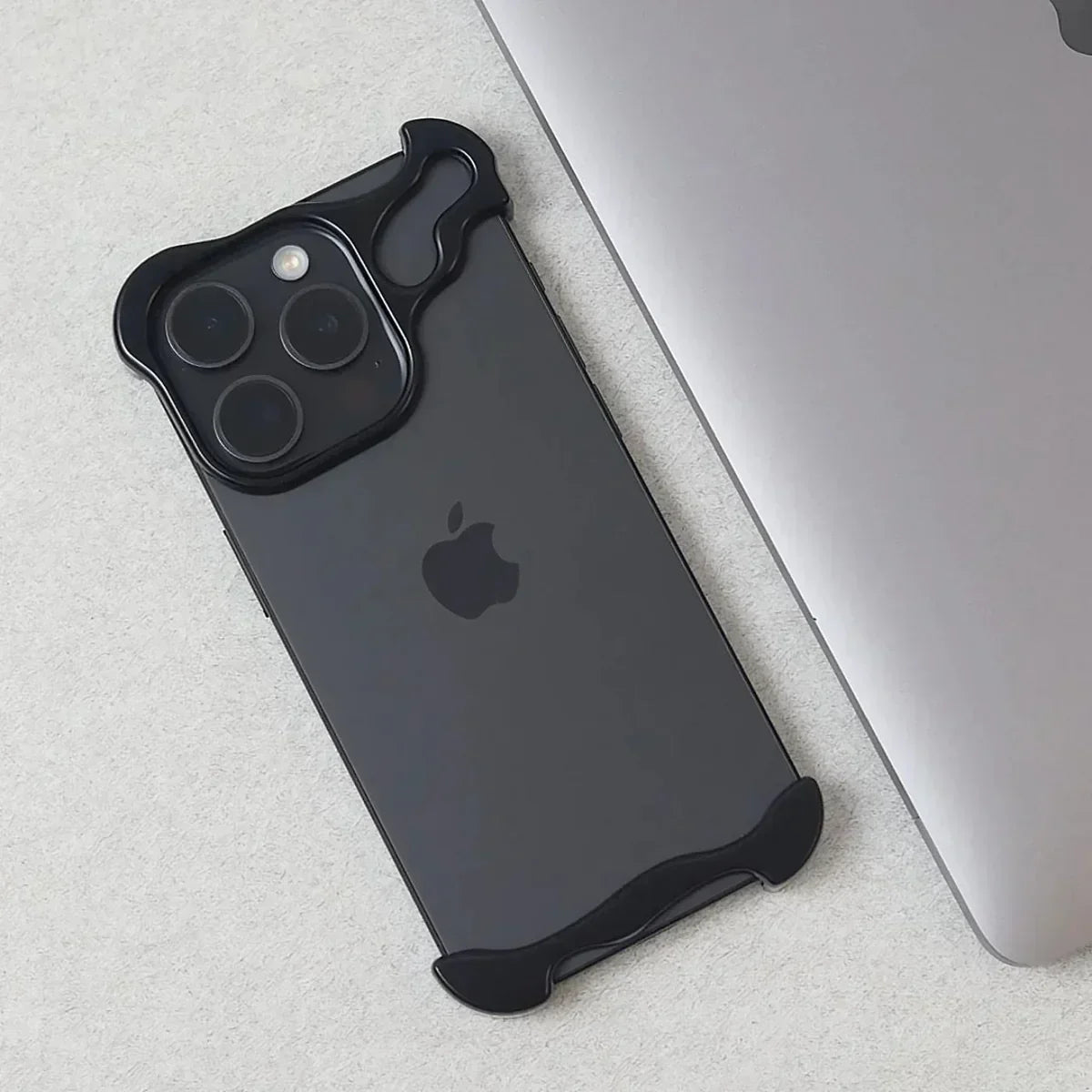 TitanShield Case - Sleek Protection for iPhone Edges