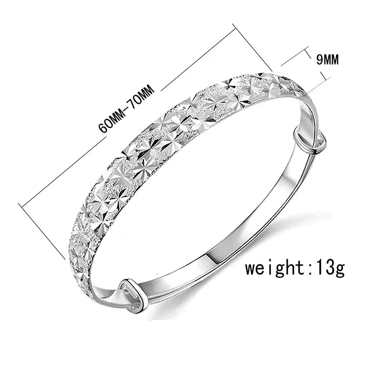 Hyzara - Star-Shaped Silver Bracelet for a Radiant Look