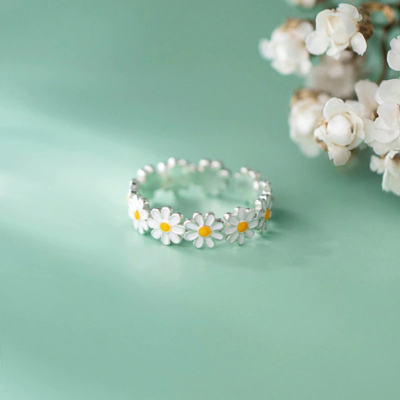 Eposia - Daisy Flower Ring in 925 Sterling Silver