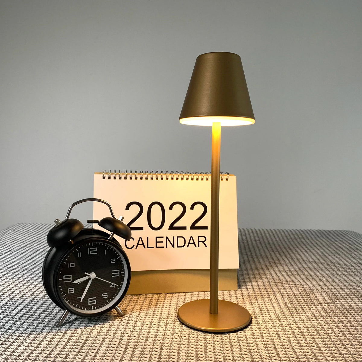 Wehbrook - Wireless Rechargeable Touch Desk Lamp