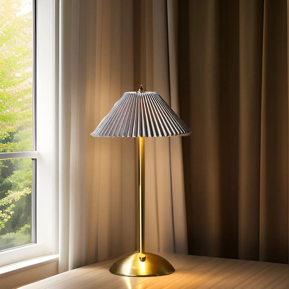 Gruvenda - Portable Metal Table Lamp