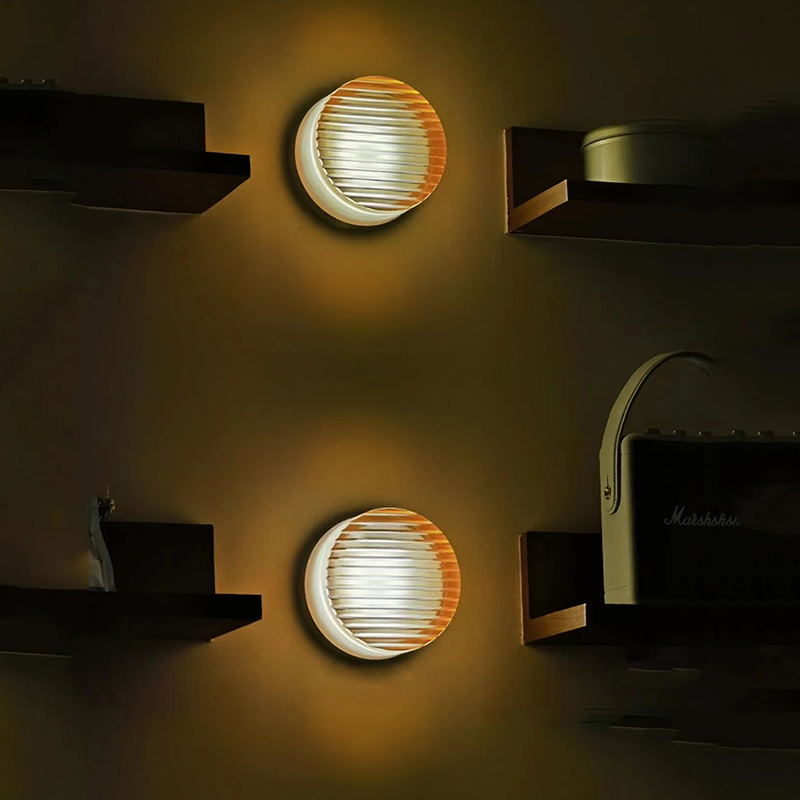 LumLight Stylish LED Wall Lamp - For Modern and Sustainable Home Comfort