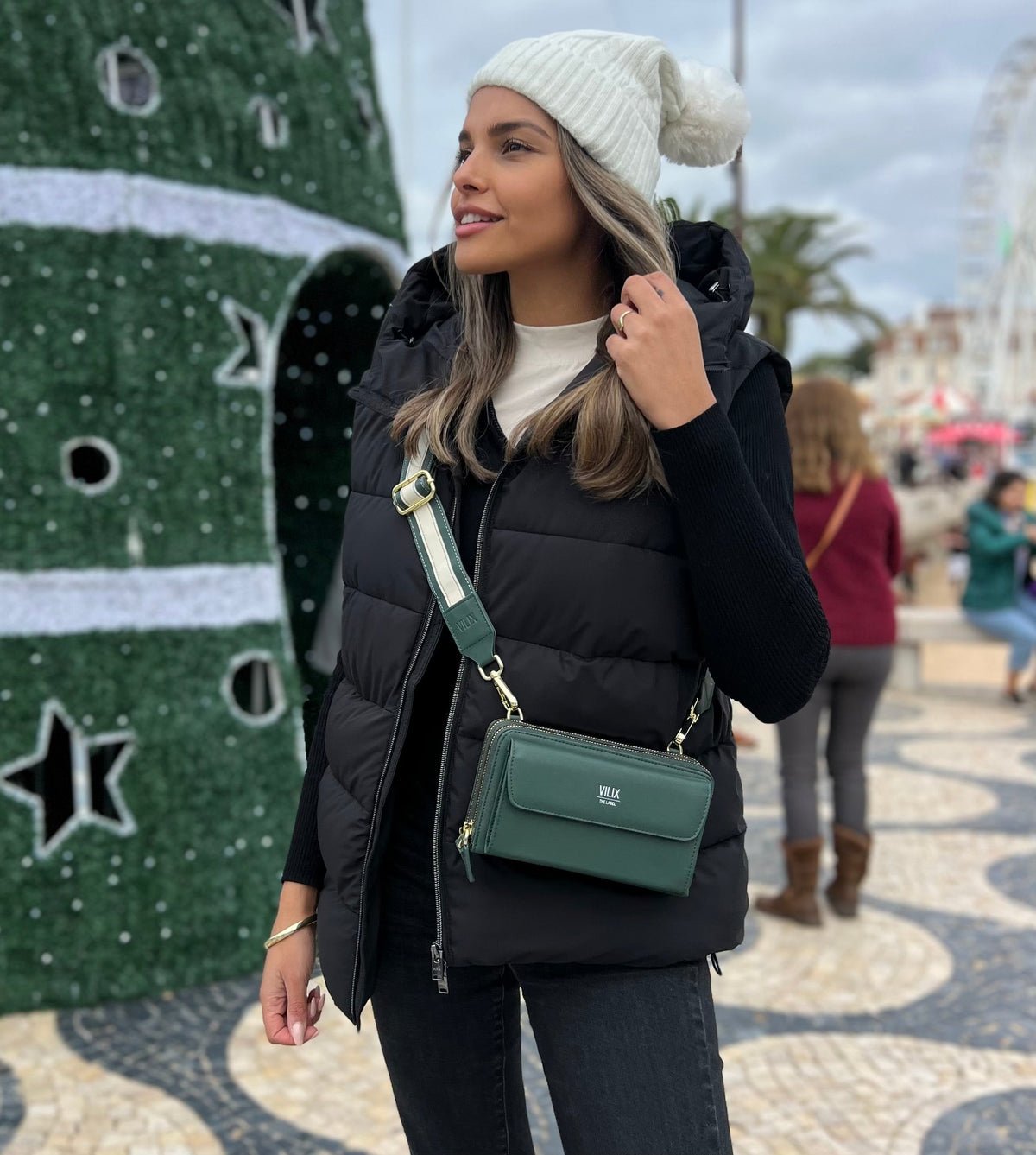EviBella Purse - Elegant Compact Phone Holder