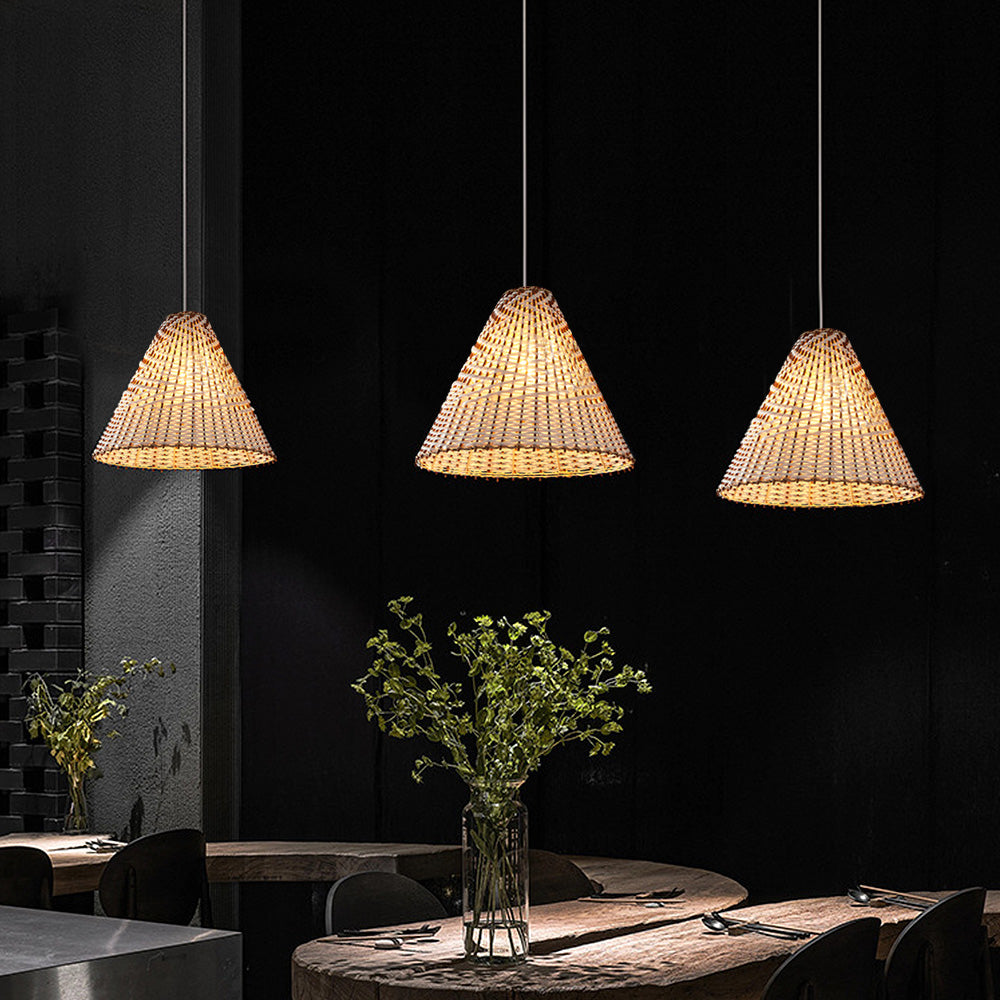 Hintwell - Handwoven Rattan Hanging Light