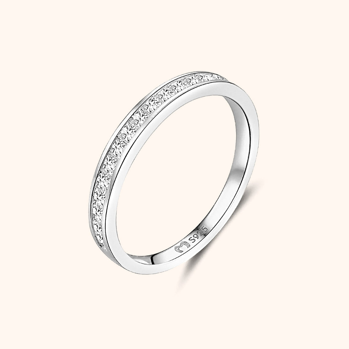 Amelia Cubic Zirconia Ring - A Timeless Sparkle Statement